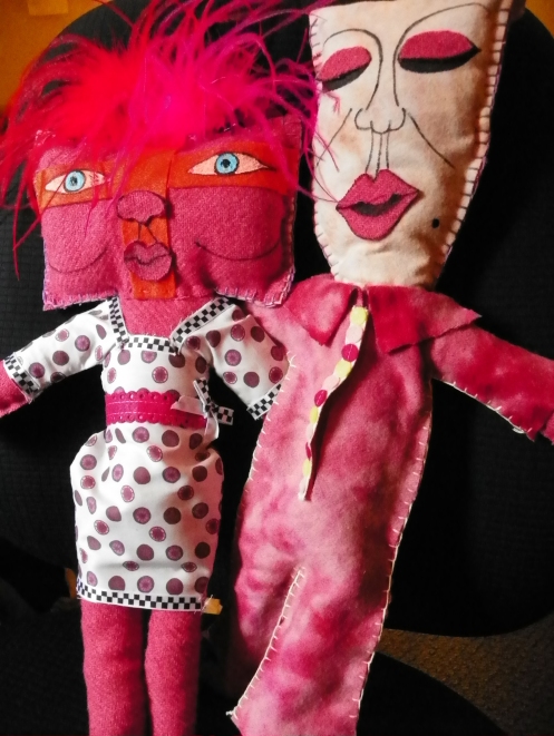 A pair of living dolls!